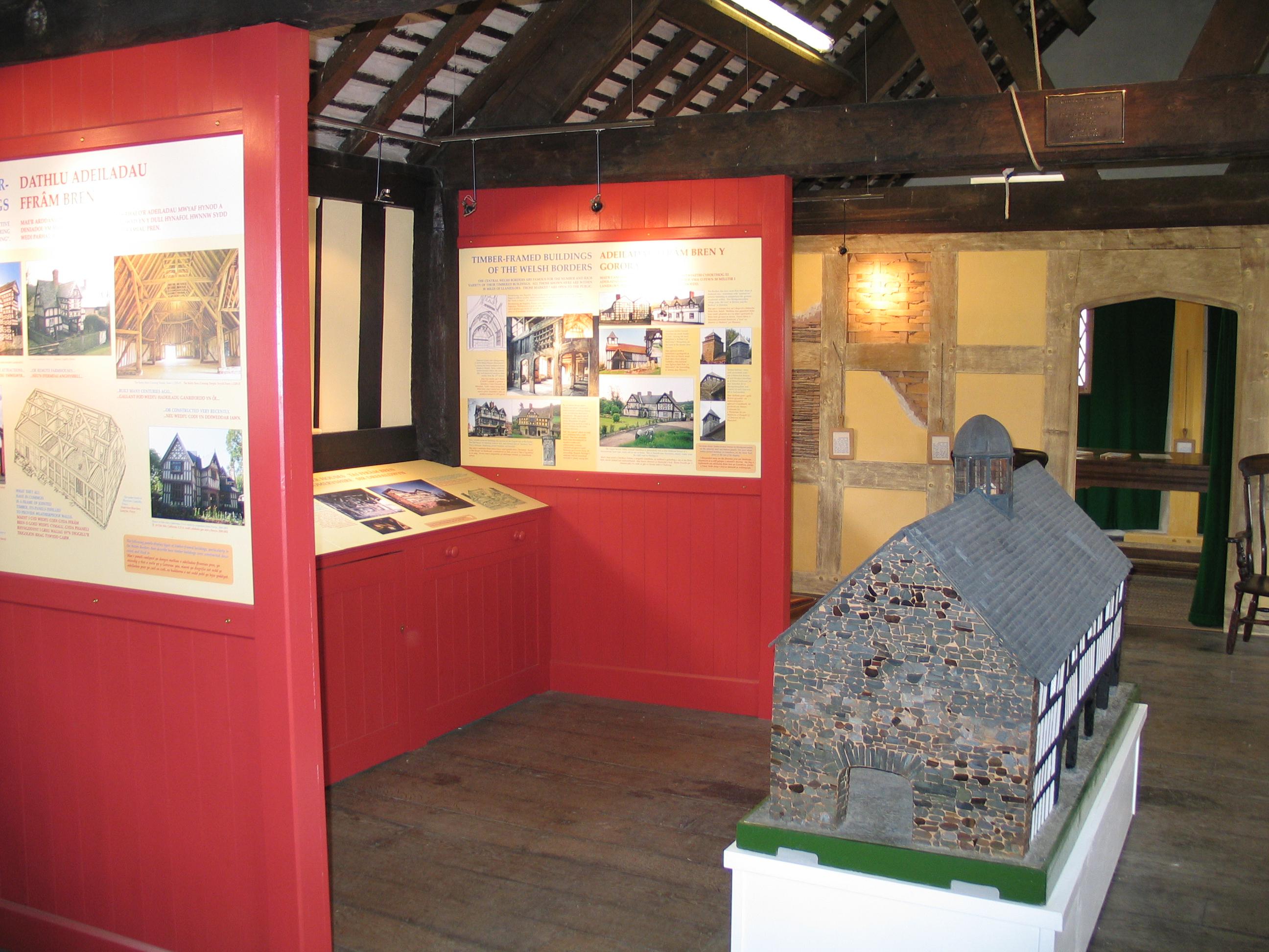 <h1>Exhibitions and Displays</h1>